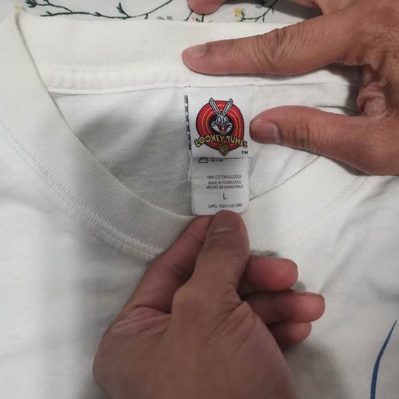 Vintage Tweety Bird Shirt - Picture 6 of 10